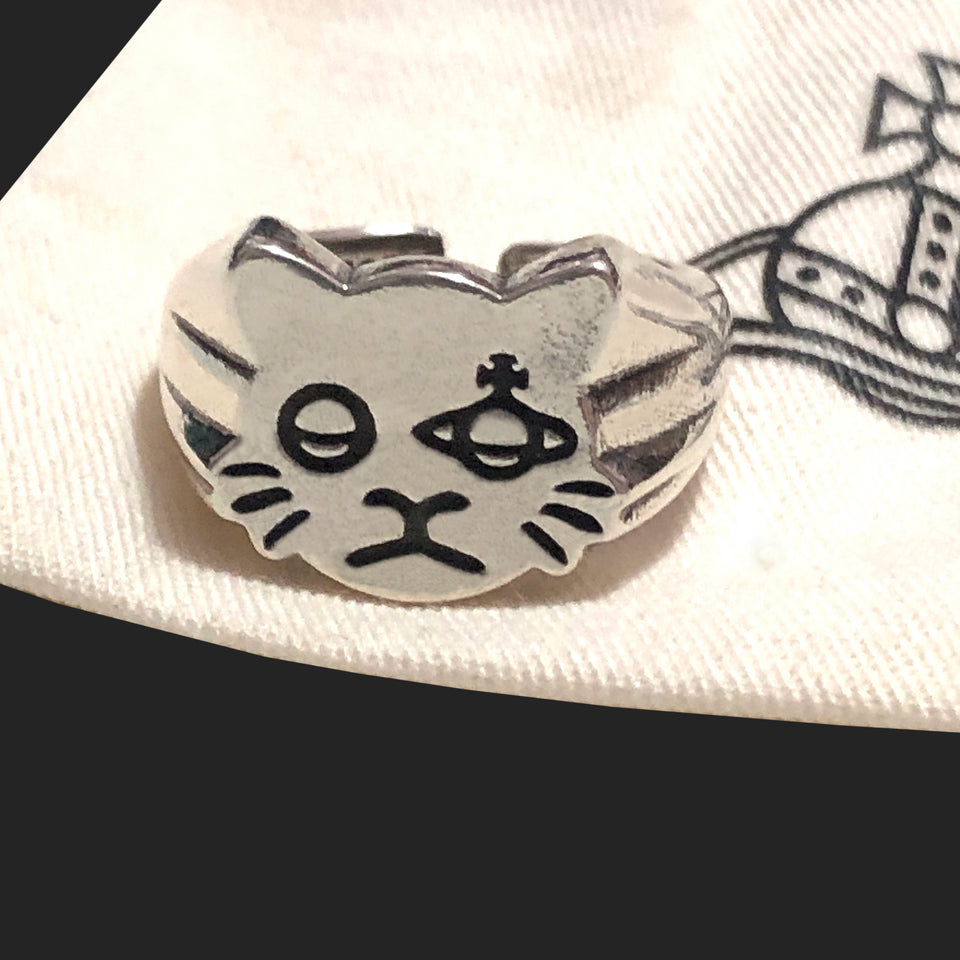 Vivienne Westwood - Cat Face Ring
