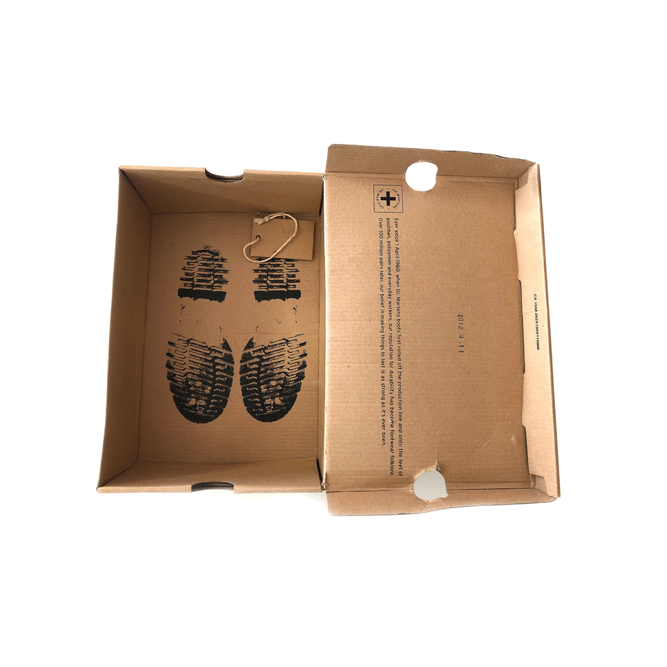 Dr Martens - Aila Skull - Leather Brogues