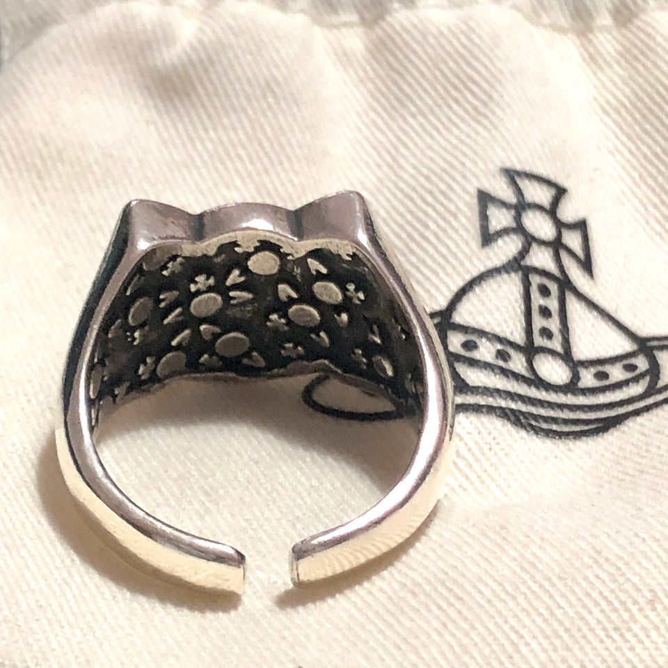 Vivienne Westwood - Cat Face Ring